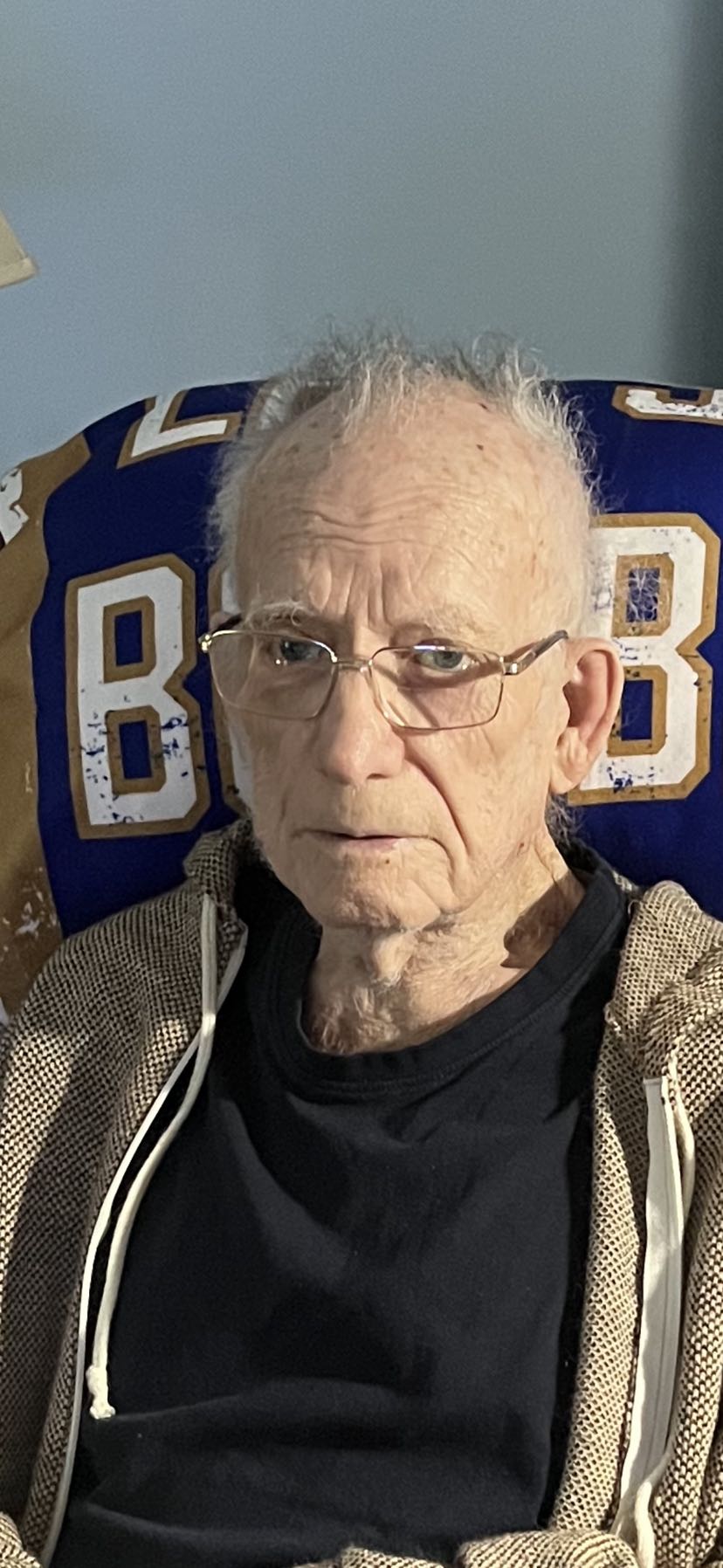 Kenneth  McLeod