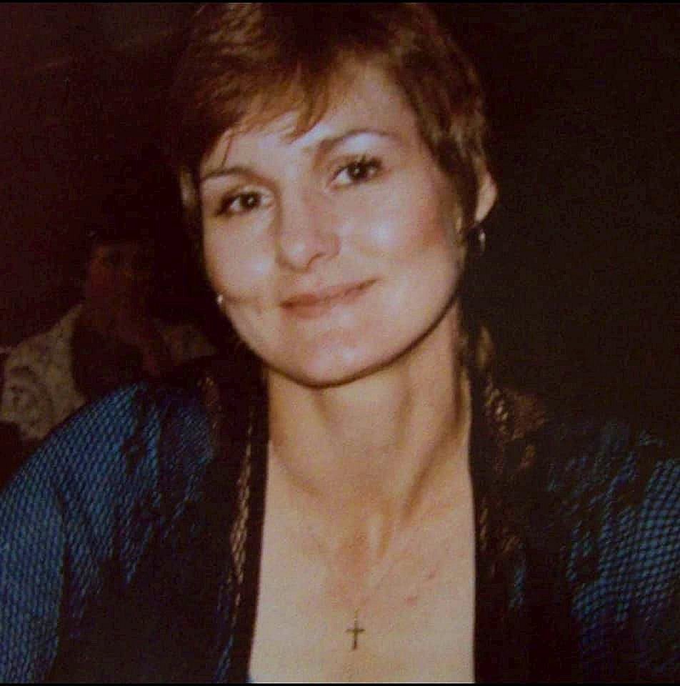 Julie-Anne Petriew