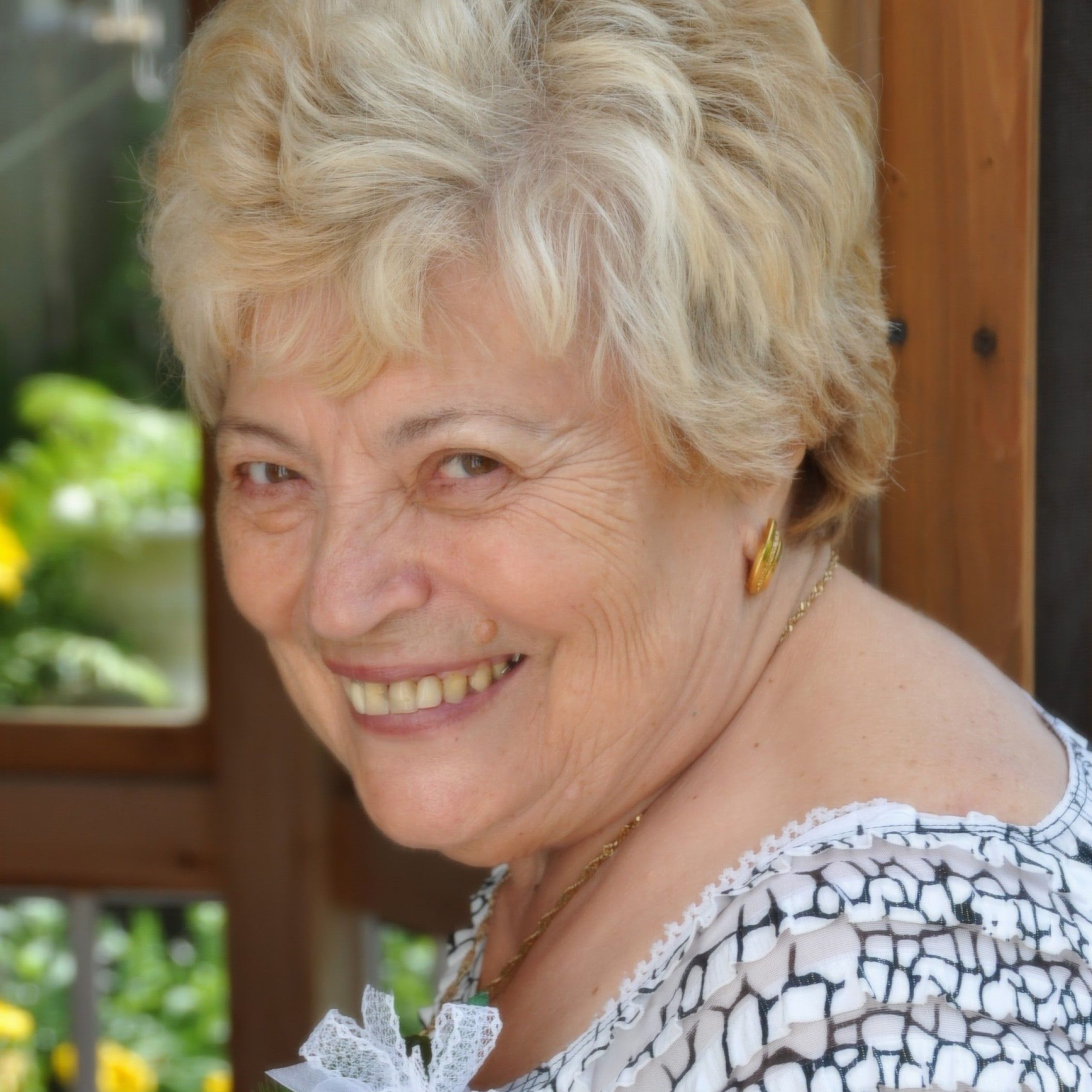 Maria Toth